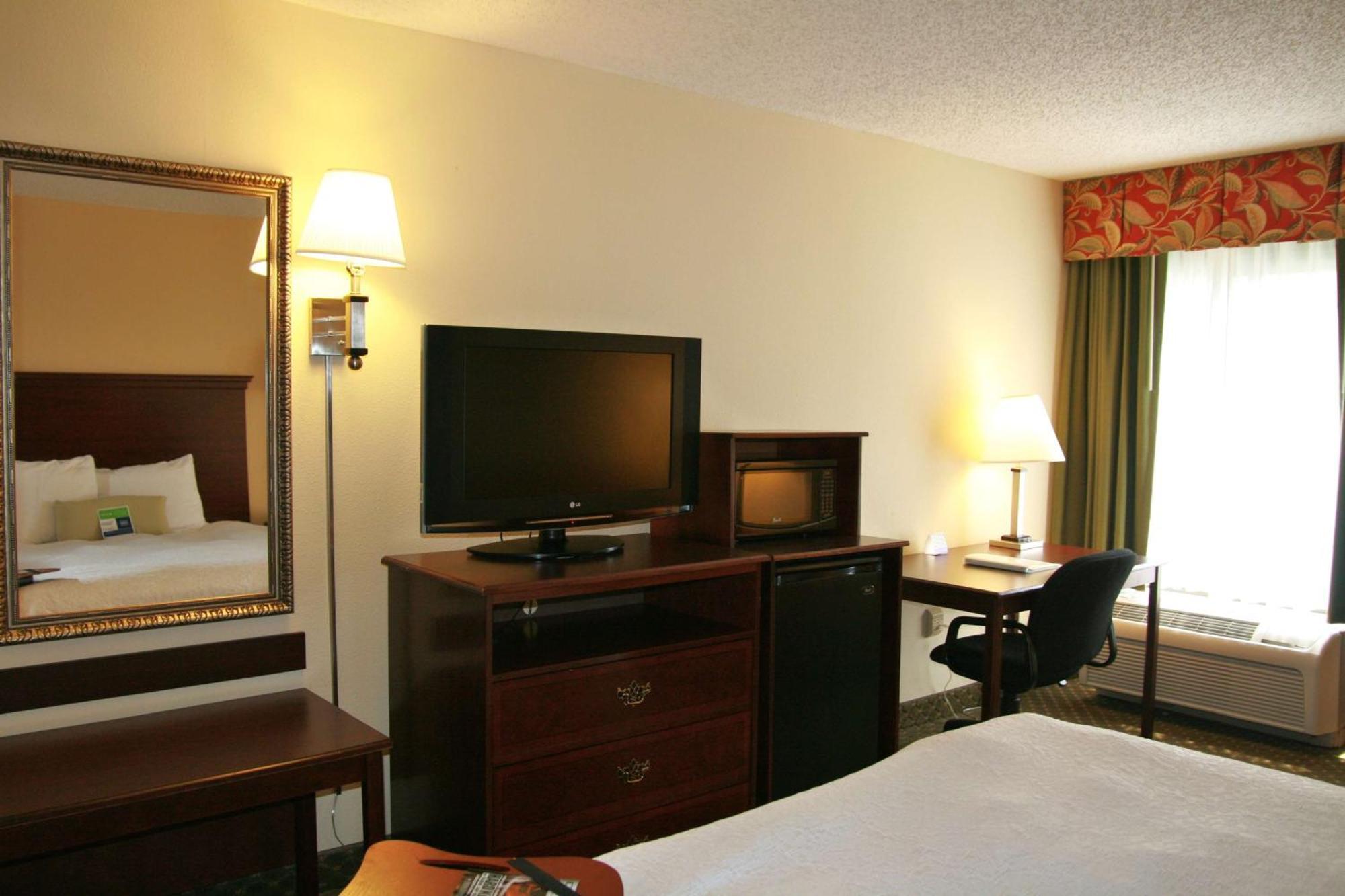 Hampton Inn Нью-Берн Екстер'єр фото